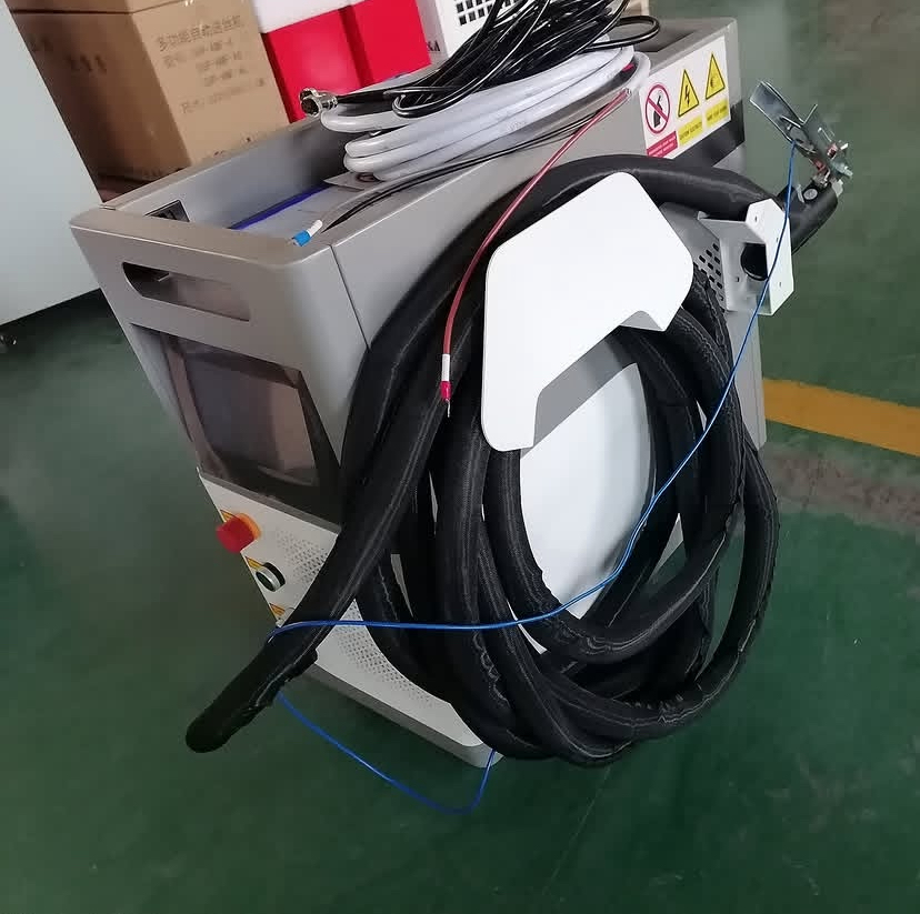 Laser rust removal machine